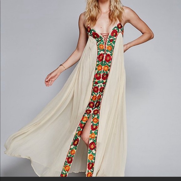Floral Embroidery Boho Maxi Summer Beach Dress Hippie Gypsy Vintage Holiday - Picture 2 of 5